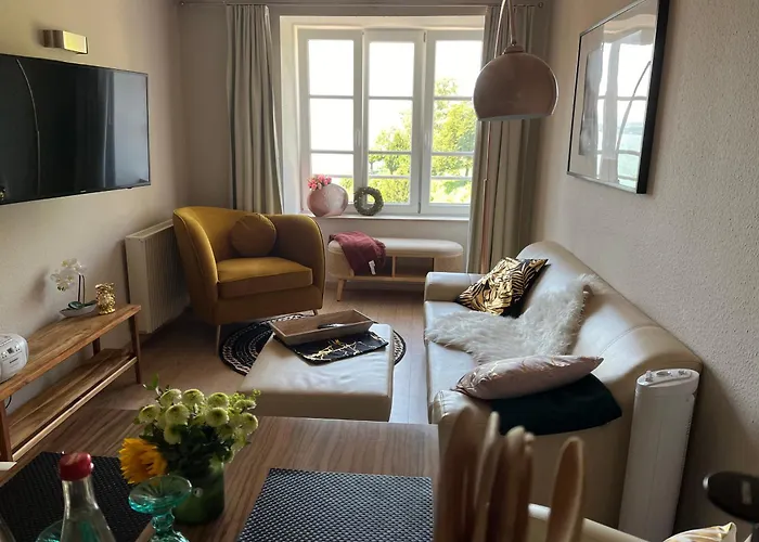 Burgblick-romantik Fuer 2 Mit Seesicht